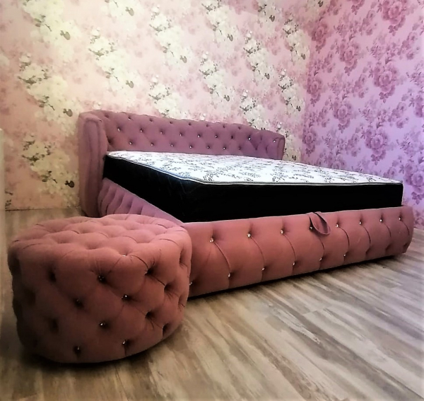 Кровать "НАРИЗА" розовая 55.000.руб.
