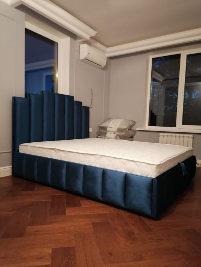 Кровать "Иксора"синяя 36.000.руб.