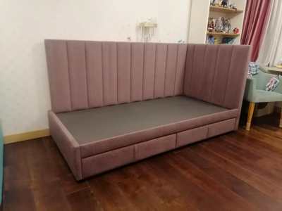 Кровать &laquo;Латрис&raquo; кирпичная 38.000.руб.