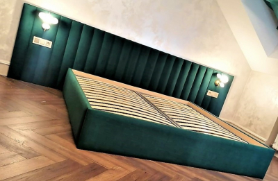 Кровать  "БордО"  зеленая 44.000.руб.
