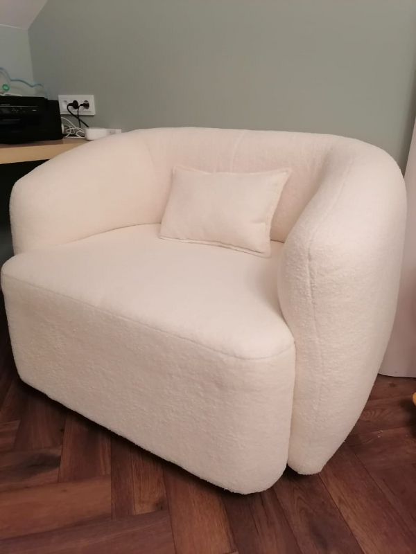 Кресло "ЛИРИКА" 45.000.руб.